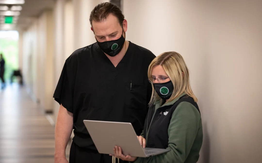Podiatrist or Orthopedic Surgeon? How to Choose for a Foot or Ankle Problem 